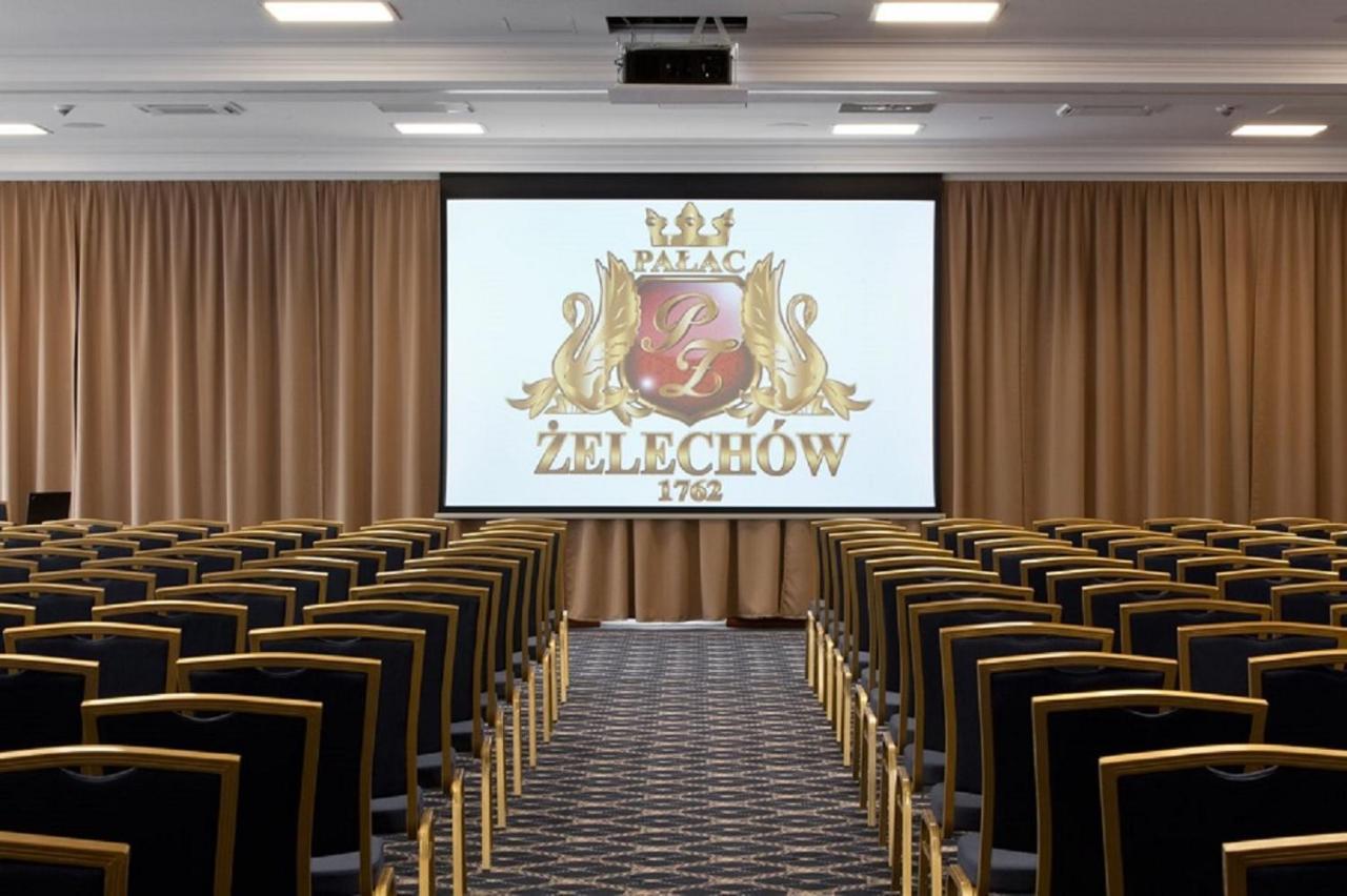 Palac Zelechow Spa & Wellness エクステリア 写真
