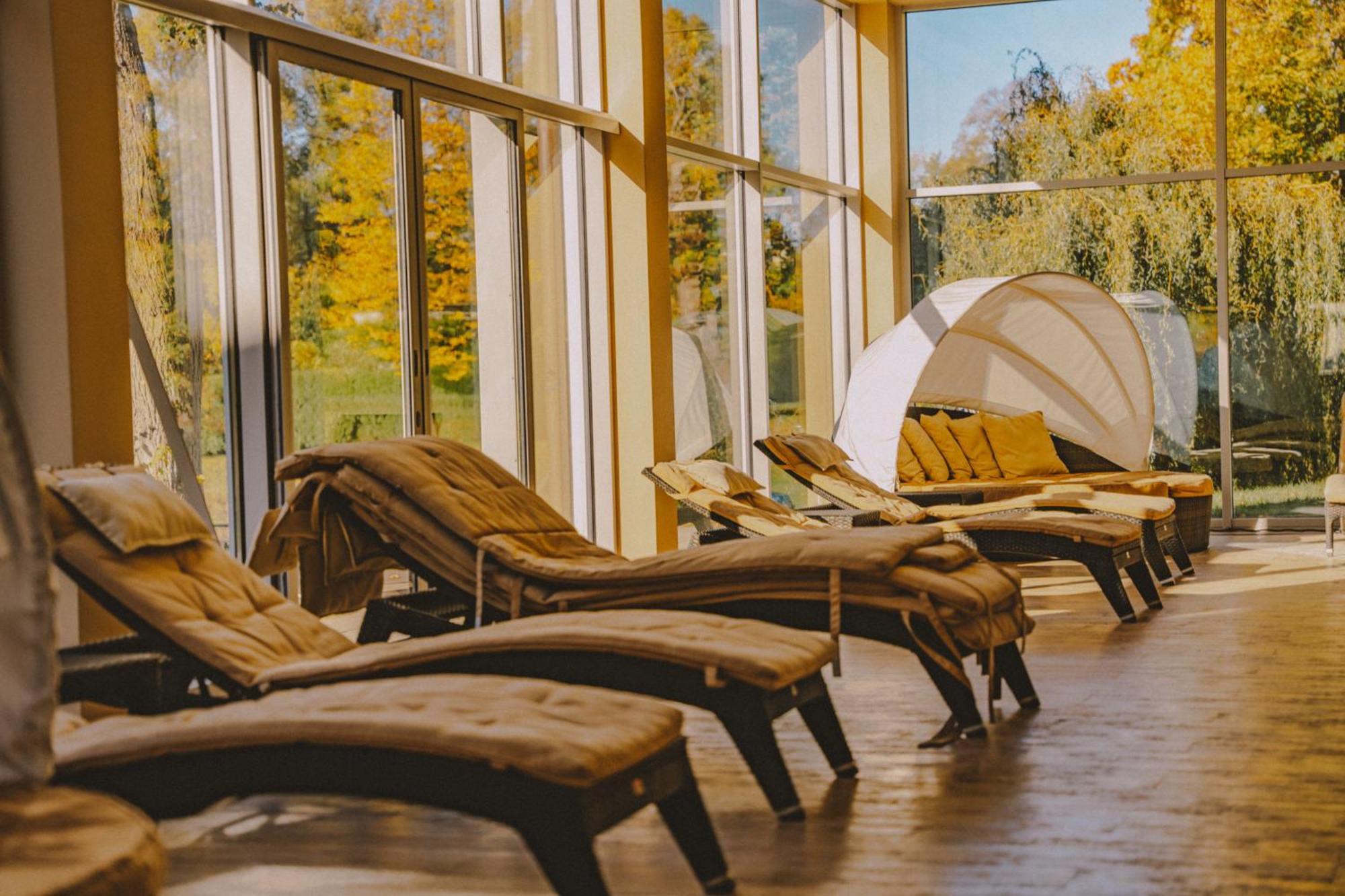 Palac Zelechow Spa & Wellness エクステリア 写真